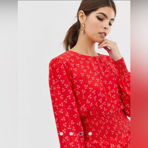 FINDERS KEEPERS long sleeve flippy dress in ditsy print XS excellent condition - Picture 3 of 4